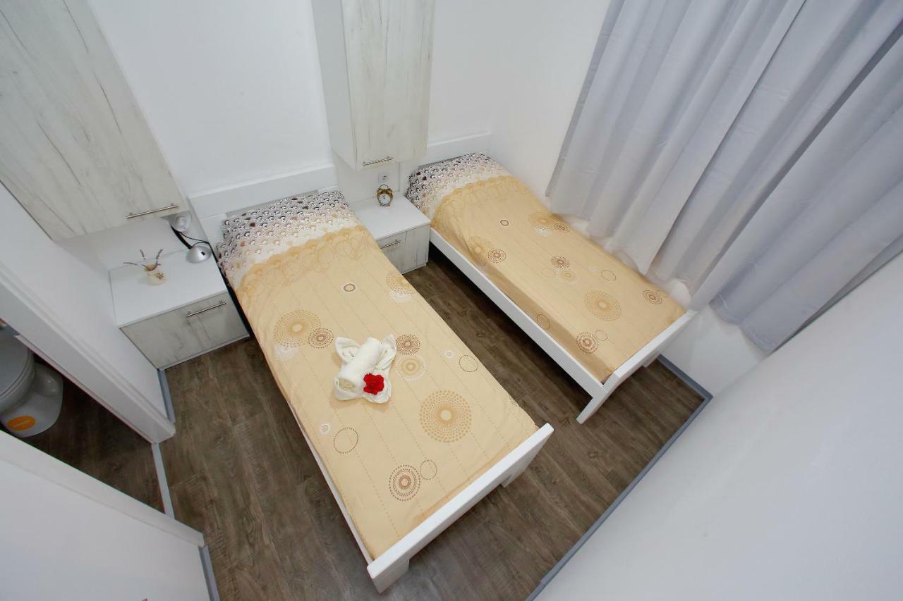 Mobile Homes Olive And Sea Bibinje Luaran gambar