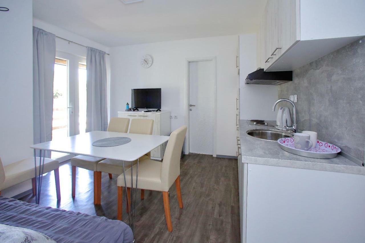Mobile Homes Olive And Sea Bibinje Luaran gambar